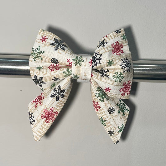 Vintage Snowflake Collar Bow