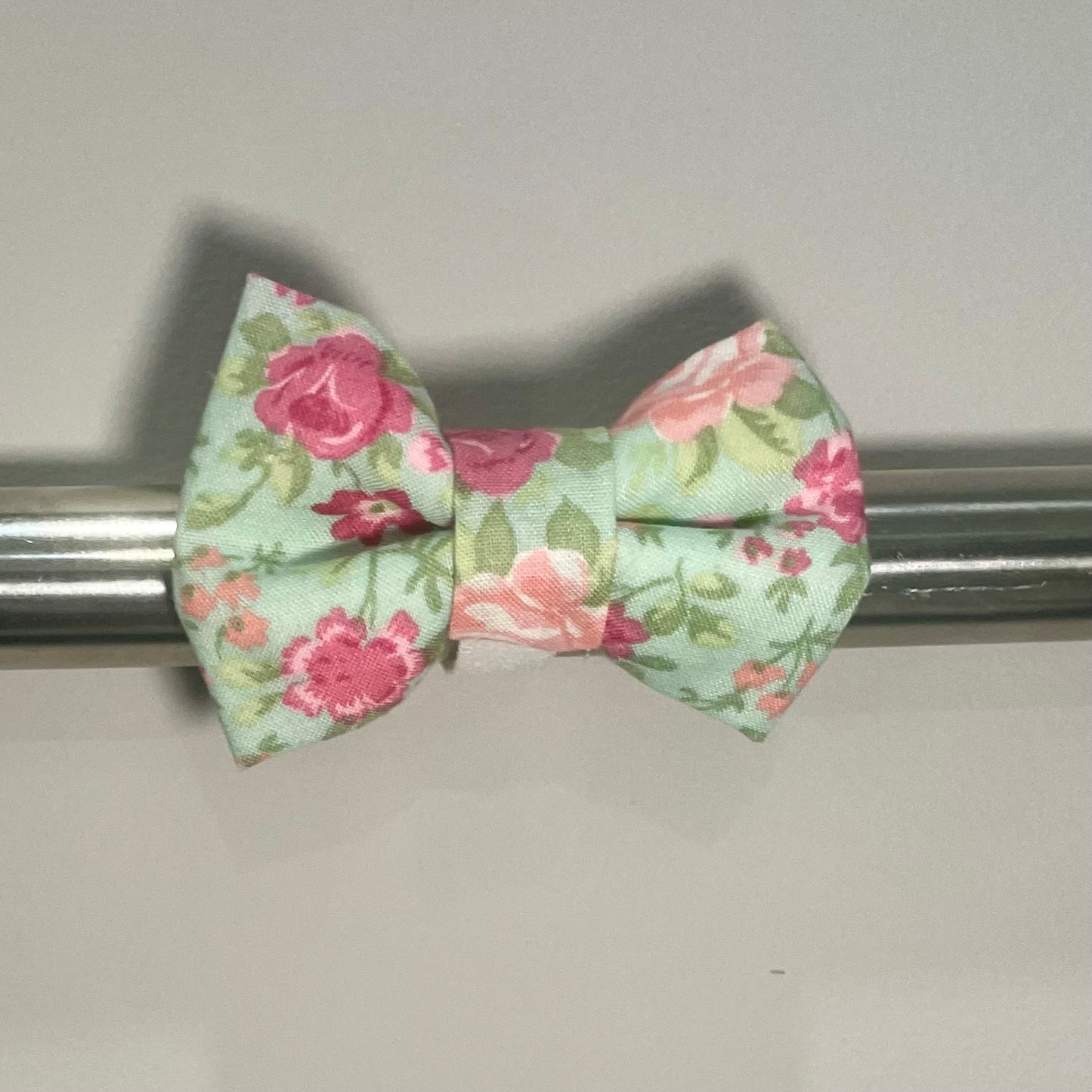 Roses Collar Bow