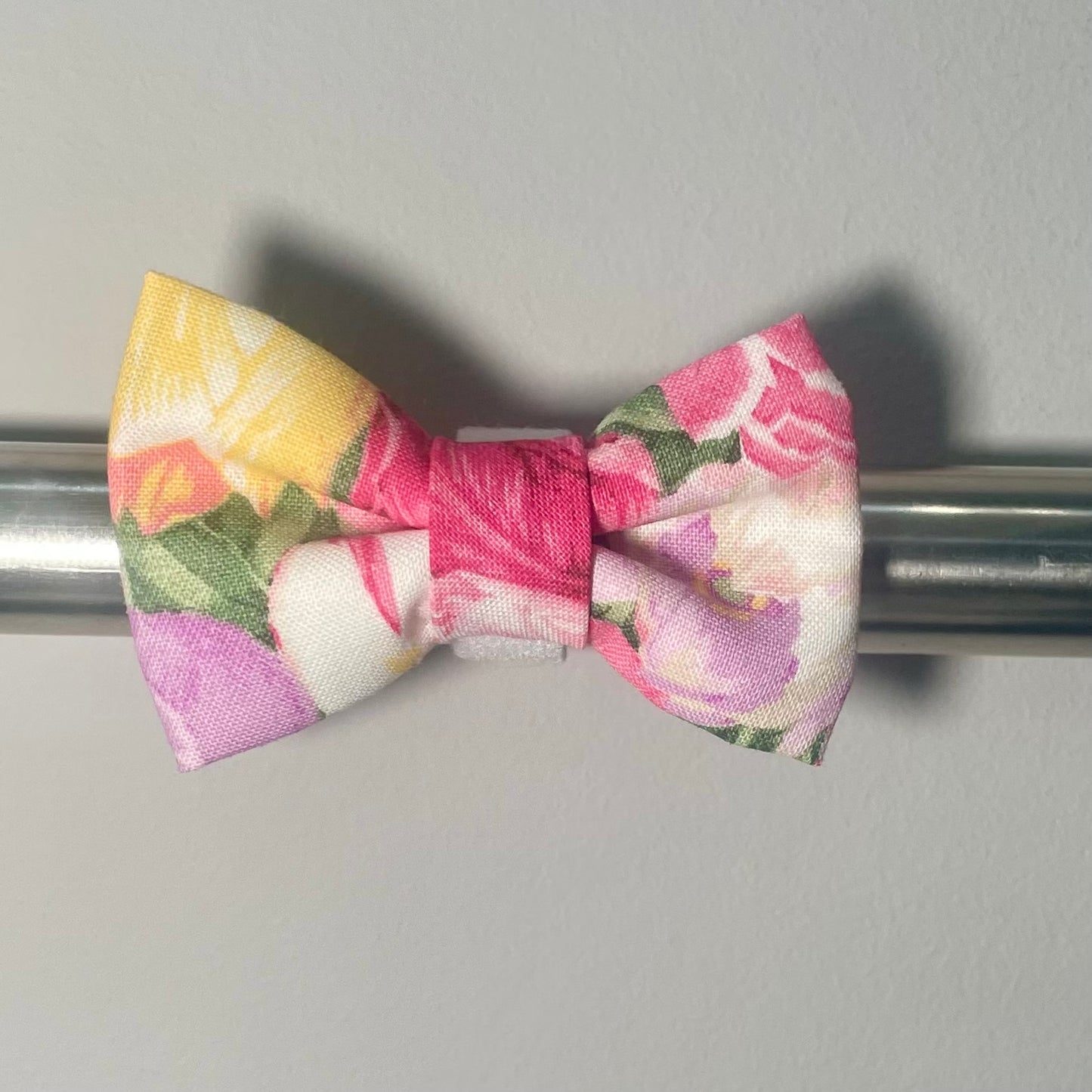 Tulip Garden Collar Bow