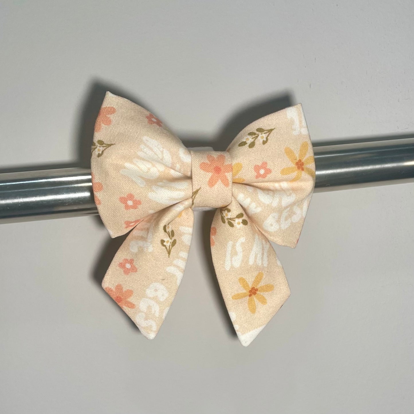 MaMa is my Bestie Collar Bow