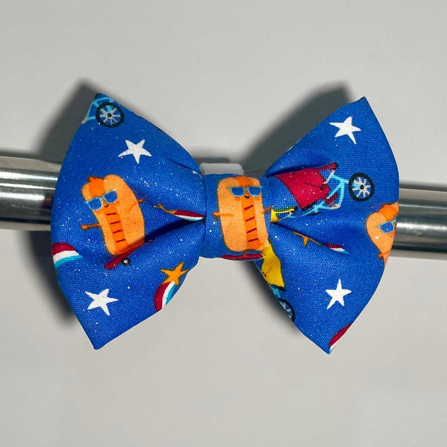 Shimmer Hot Dog Party Collar Bow