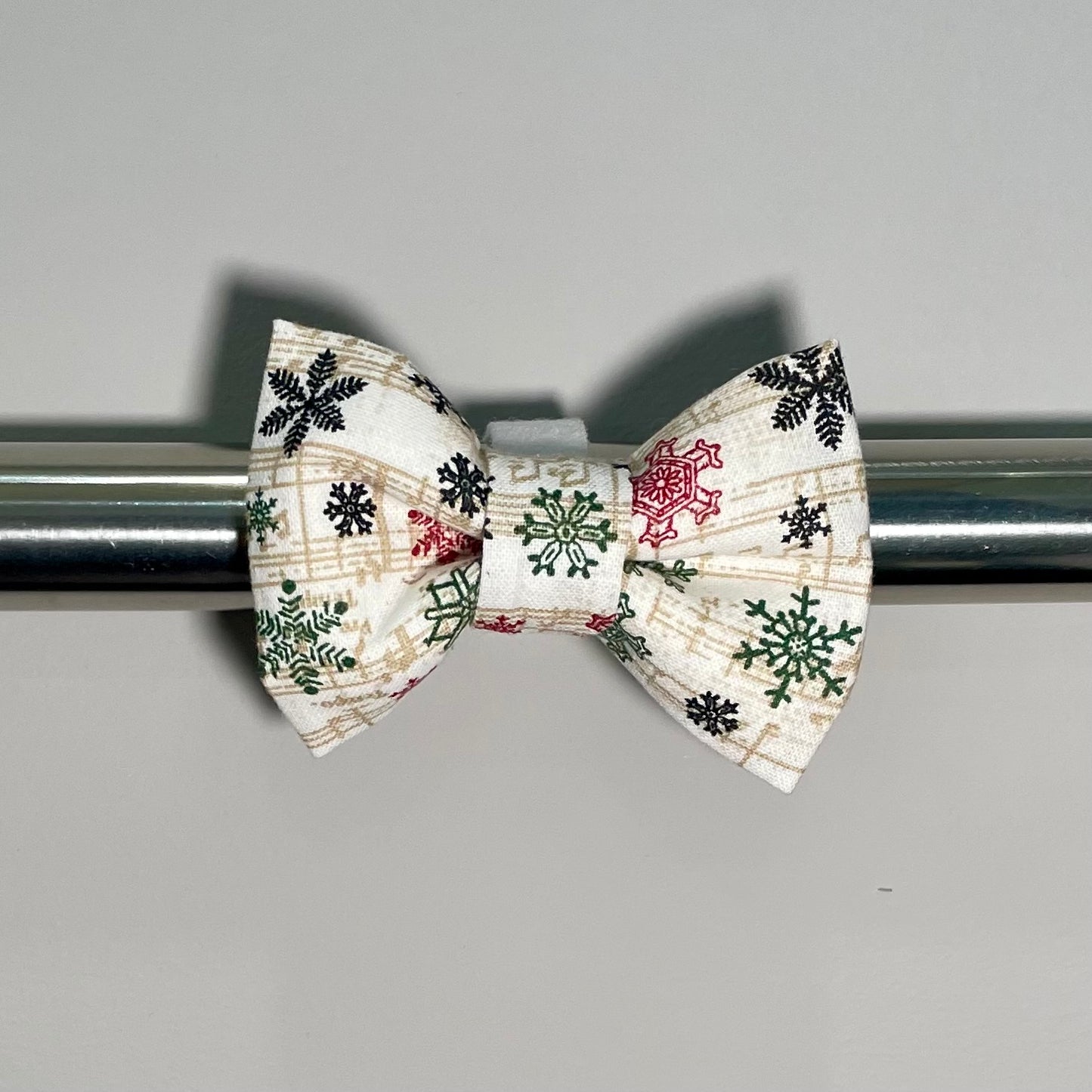 Vintage Snowflake Collar Bow