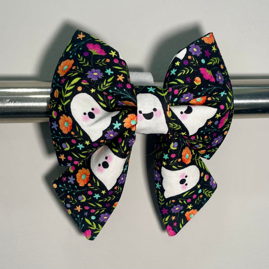 Floral Ghosts Collar Bow