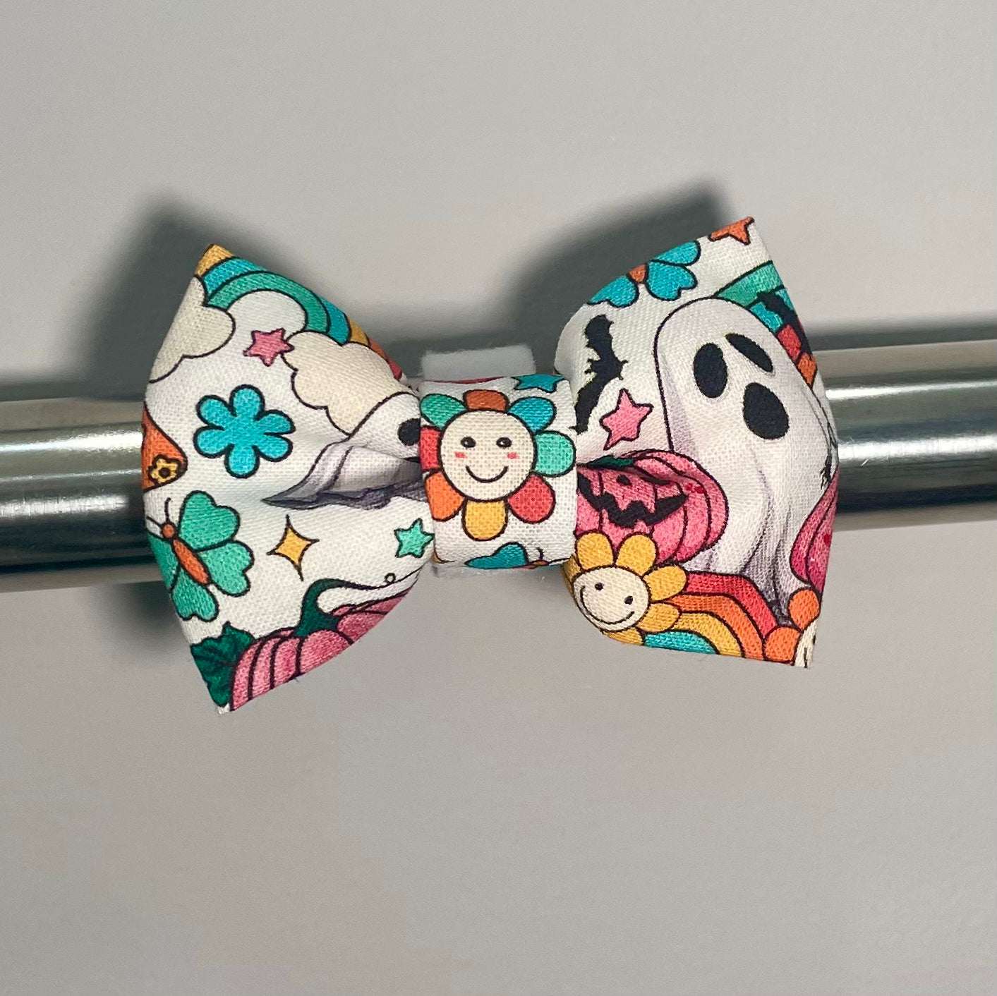 Groovy Ghosts Collar Bow