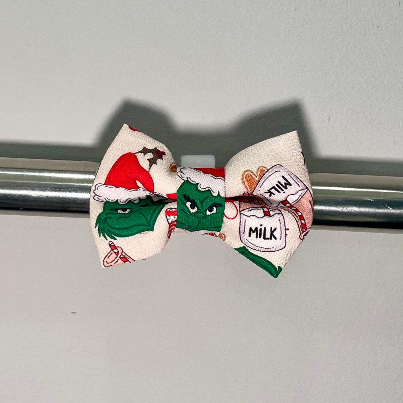 Mean One Christmas Tree Cake Collar Bow