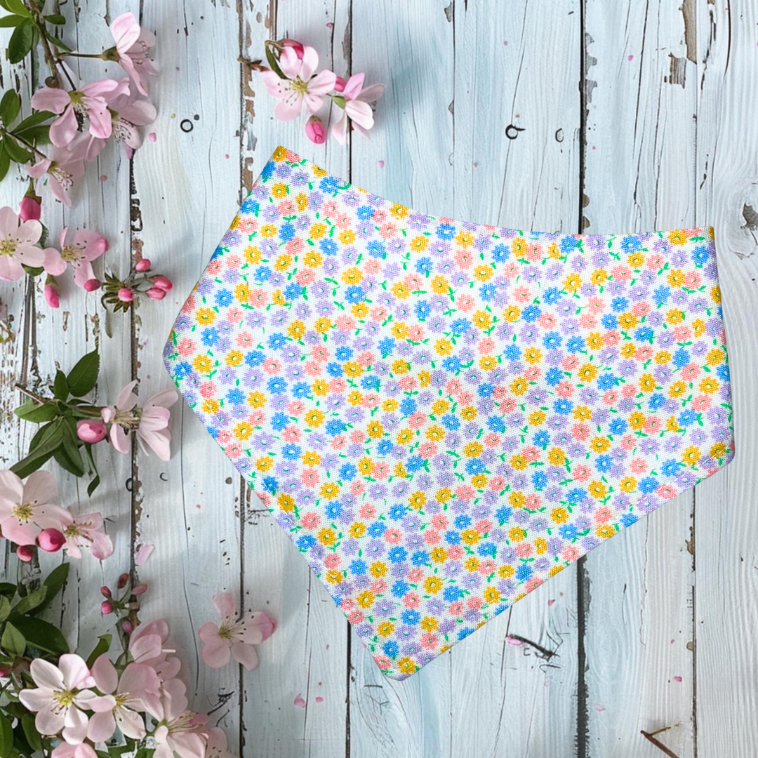 Dainty Daisies Bandana