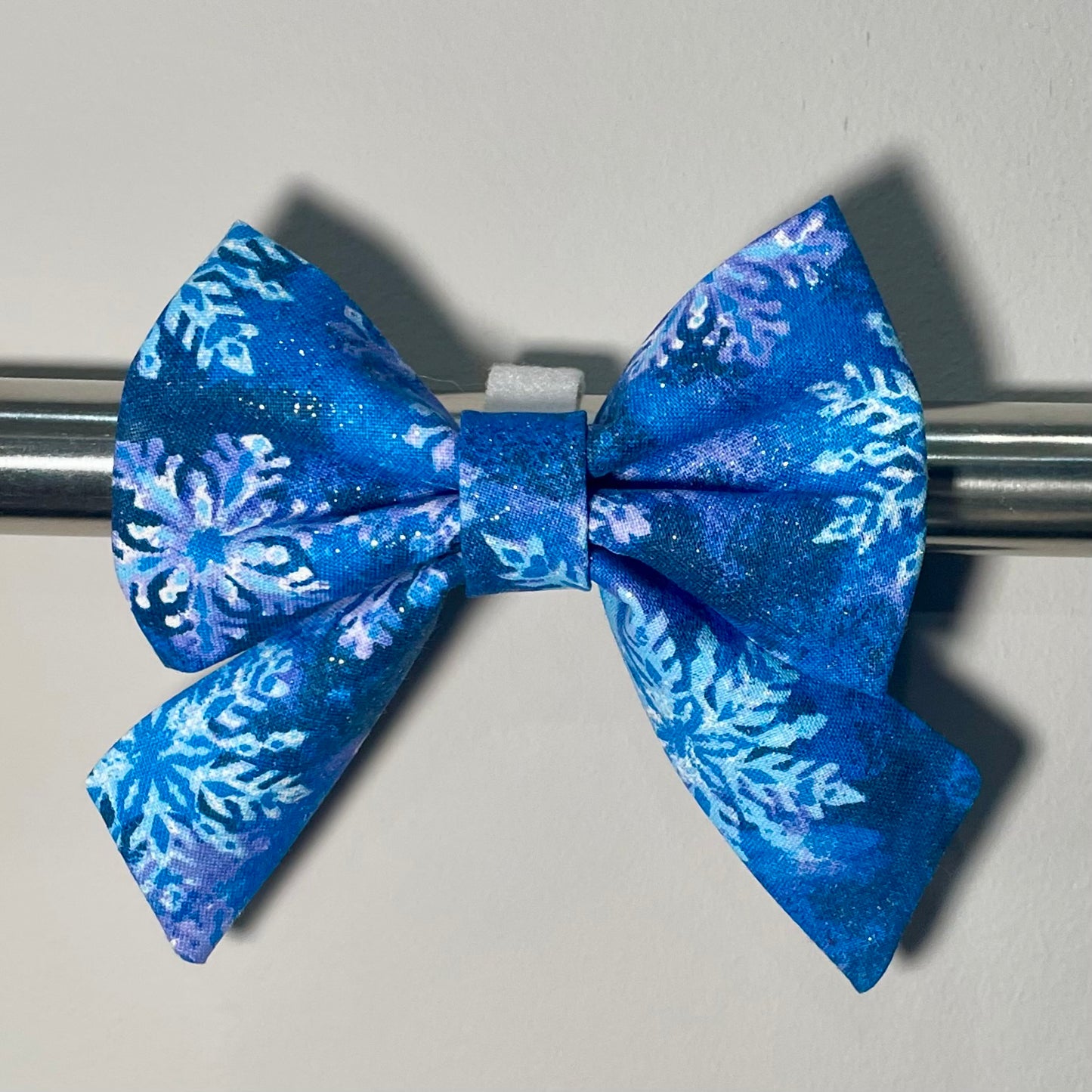 Shimmer Snowflake Collar Bow