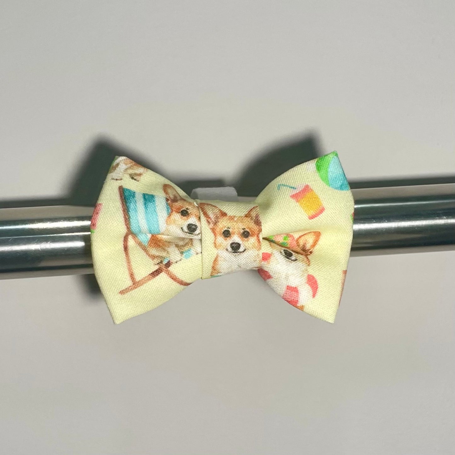 Corgis on the Beach Collar Bow