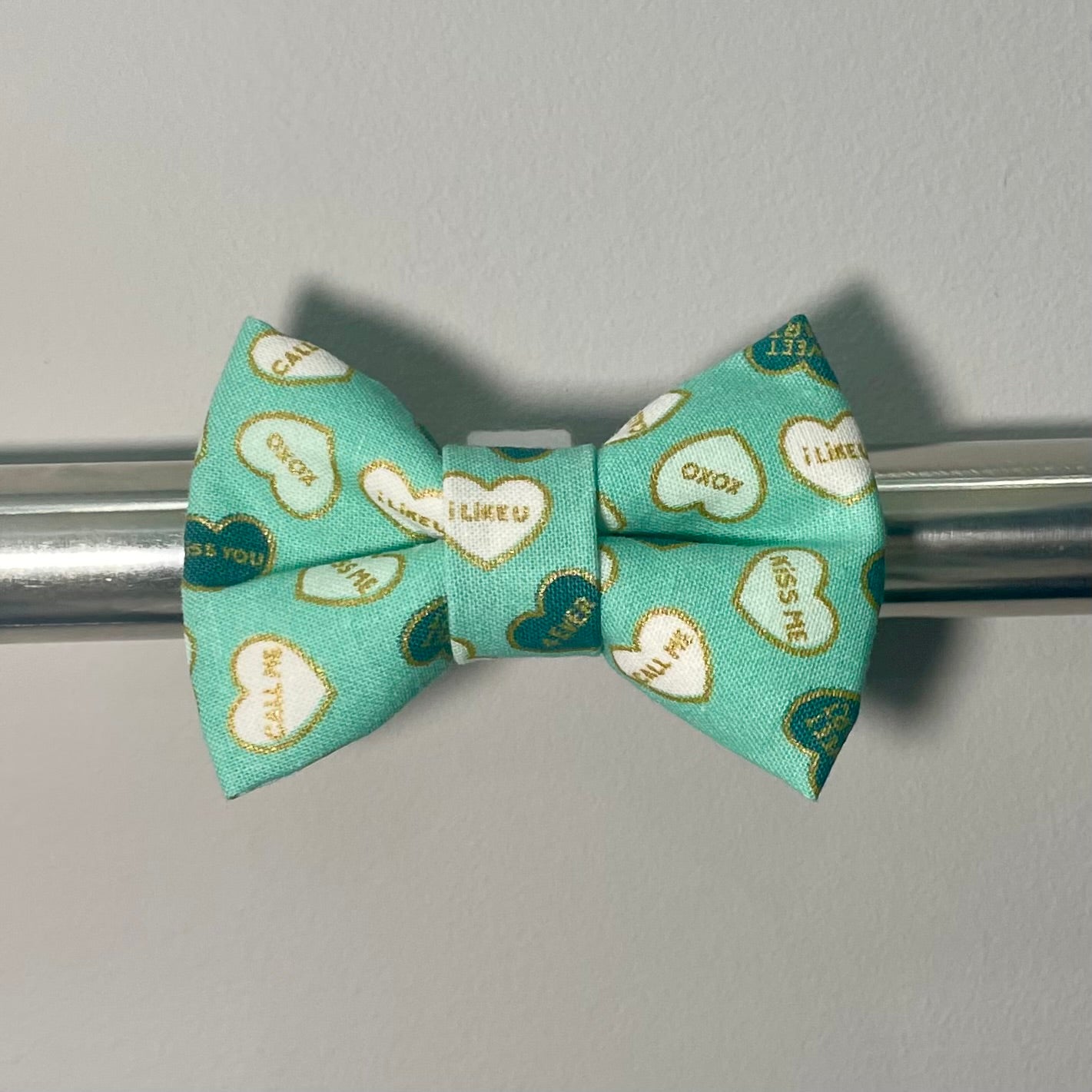 Conversation Hearts - Blue Collar Bow