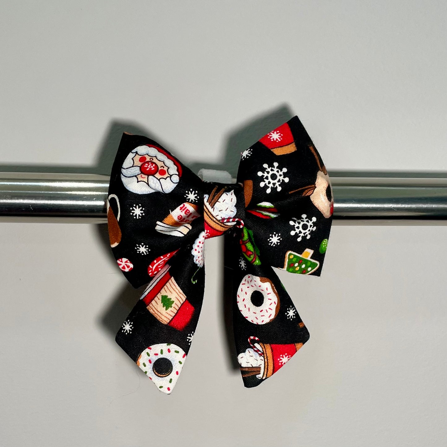 Christmas Breakfast Collar Bow