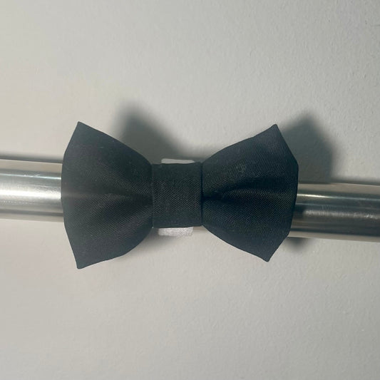 Black Collar Bow