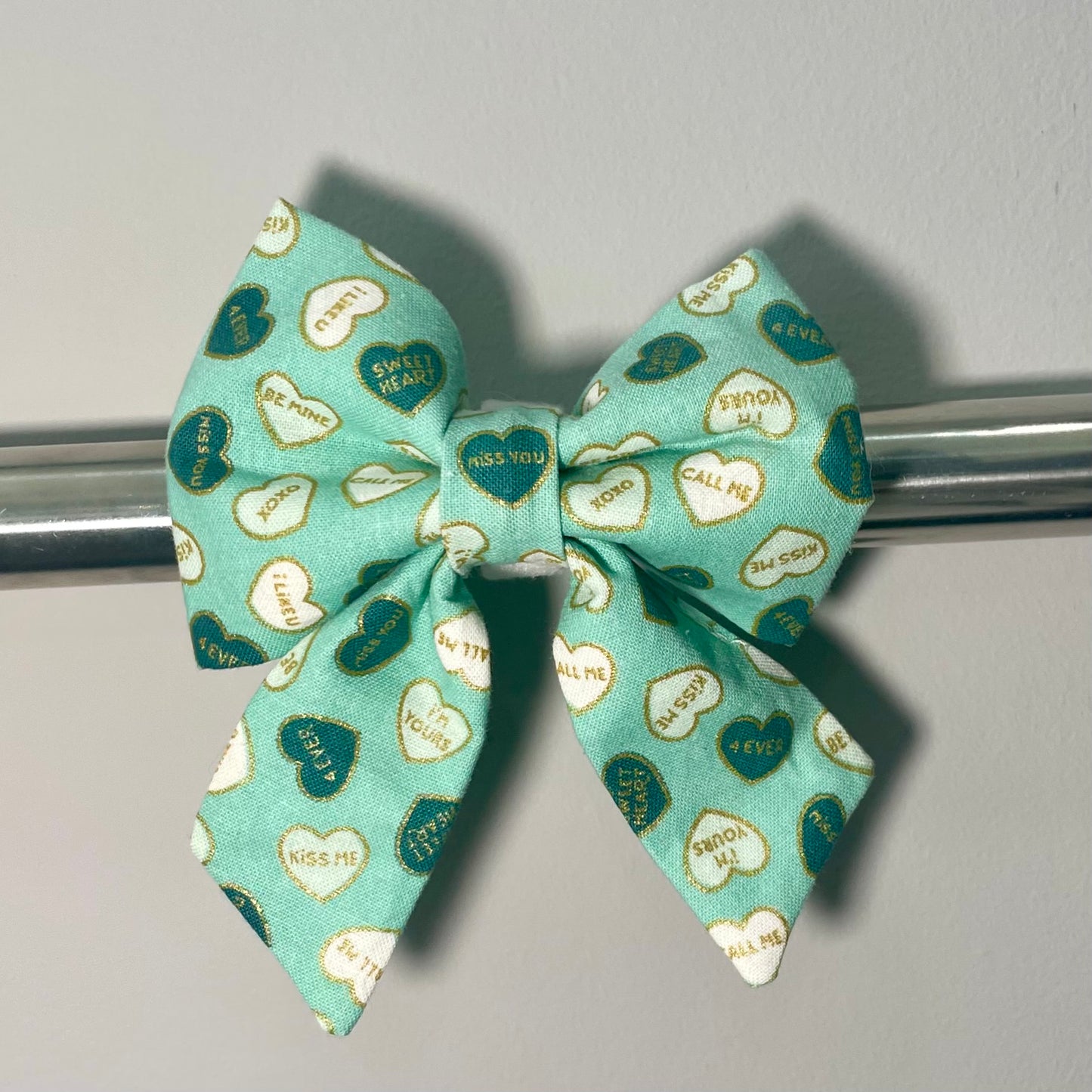 Conversation Hearts - Blue Collar Bow