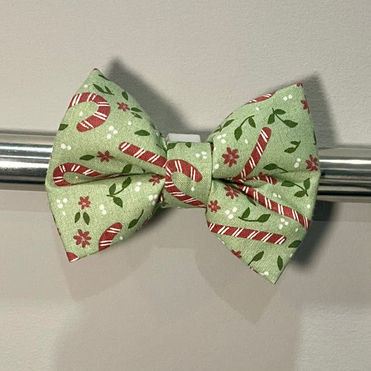 Rustic Candy Cane Collar Bow