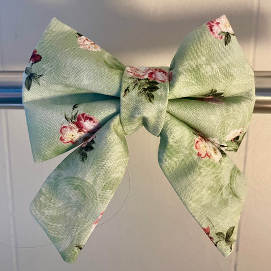 Sage Roses Collar Bow