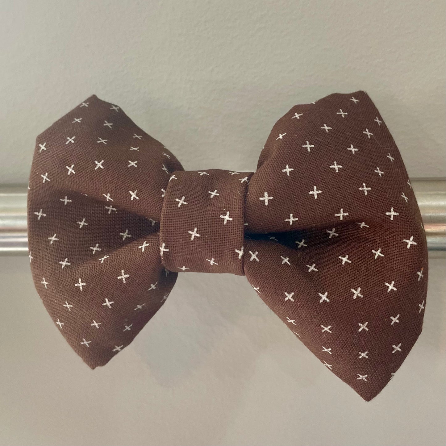 Brown & White Stars Collar Bow