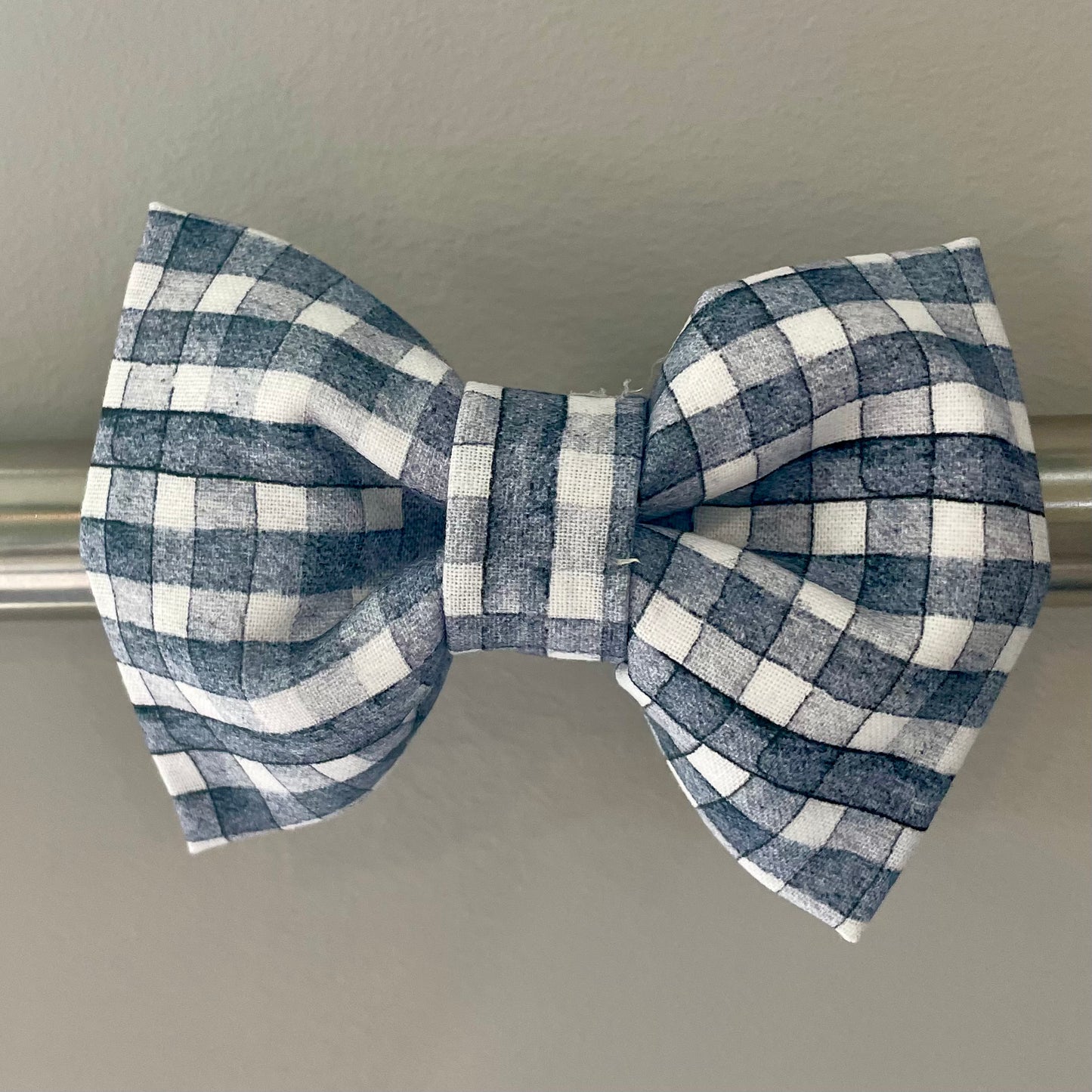 Gray & White Plaid Collar Bow