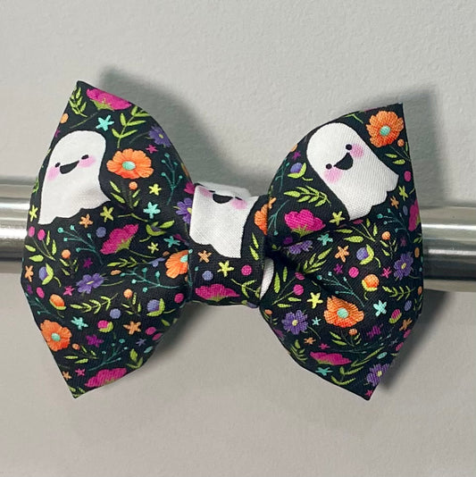 Floral Ghosts Collar Bow