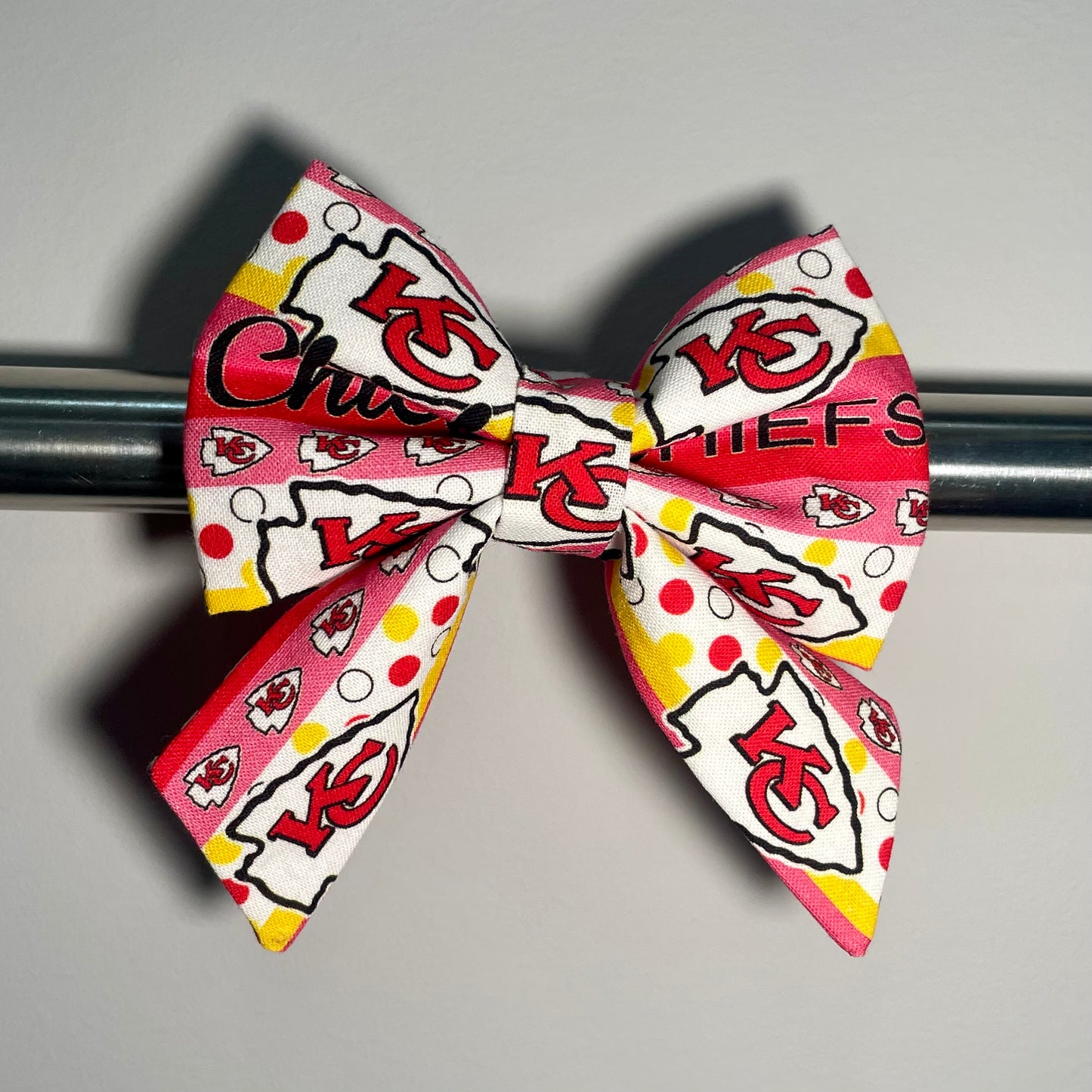 KC Football Chick Collar Bow