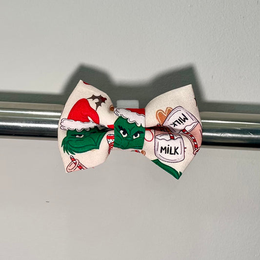 Mean One Christmas Tree Cake Collar Bow