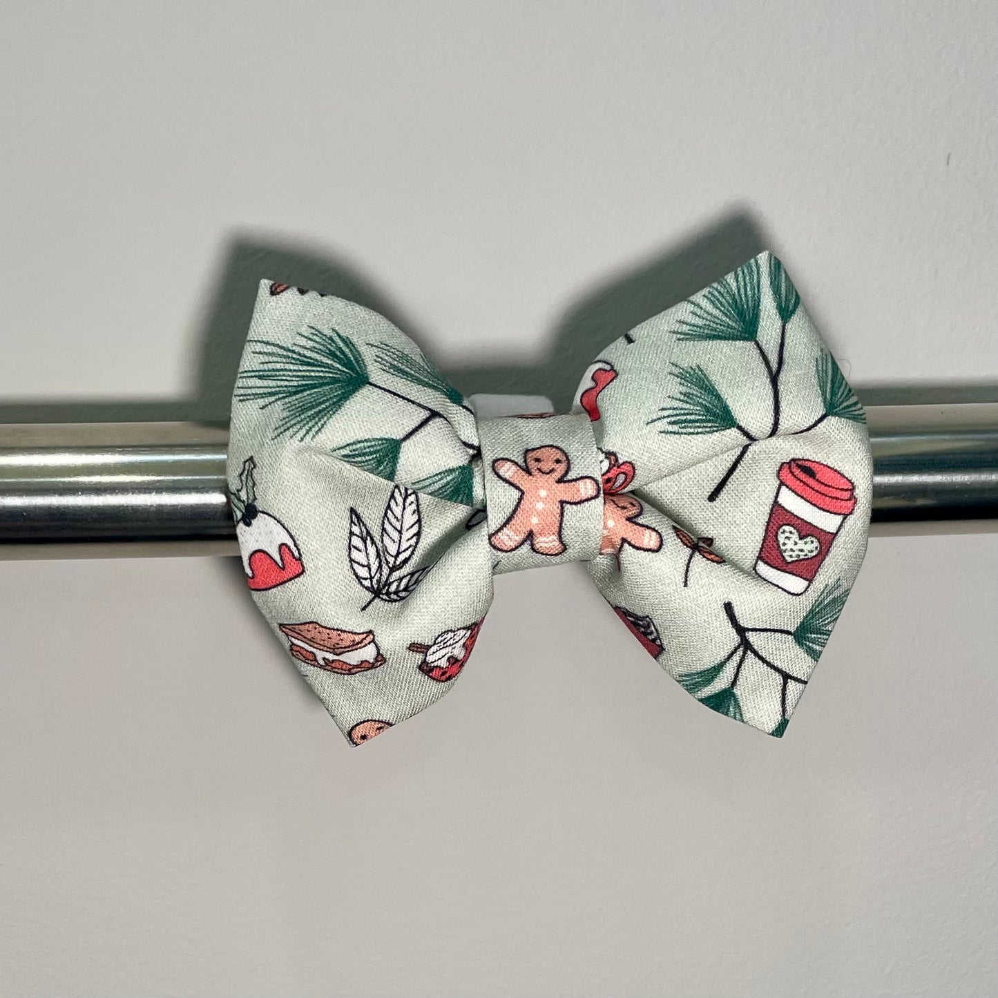 Wintertime S'mores Collar Bow