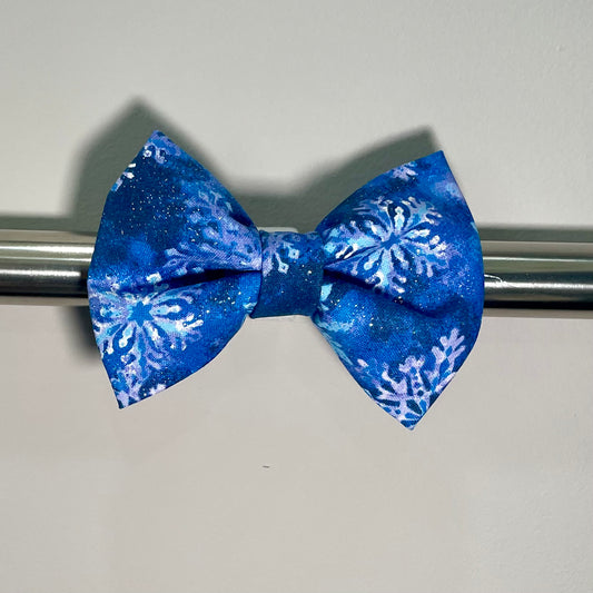Shimmer Snowflake Collar Bow