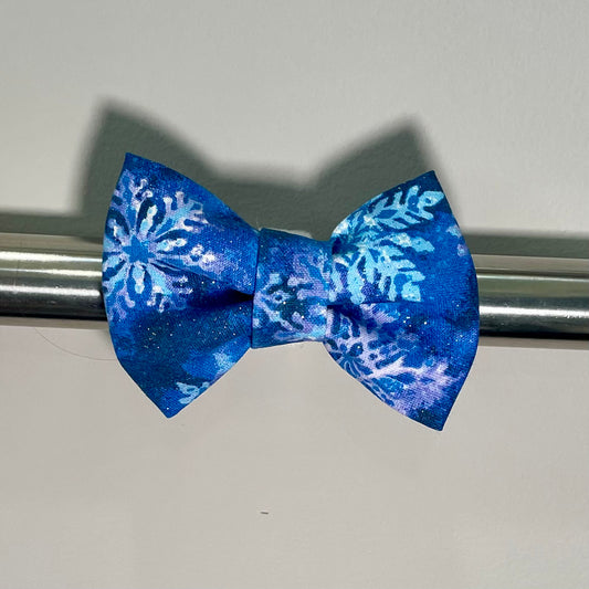 Shimmer Snowflake Collar Bow