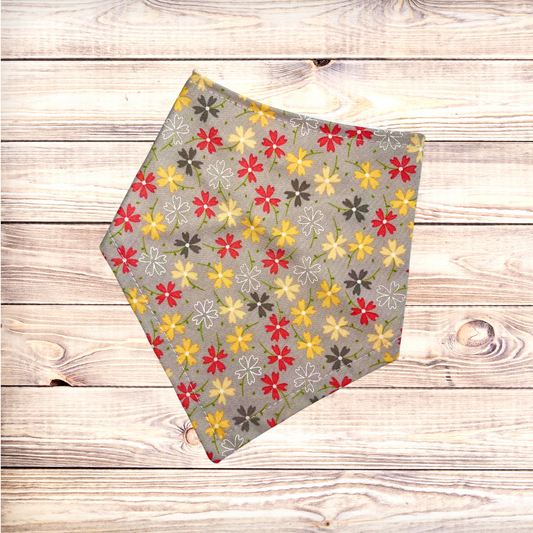 Neutral Daisies Bandana